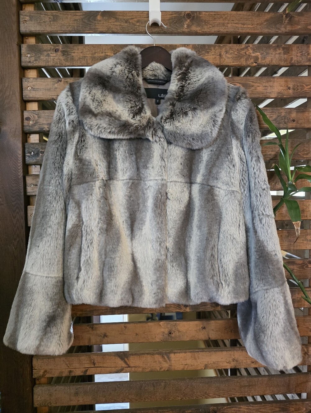 Vintage Utex Gray Faux Fur Cropped Coat Jacket